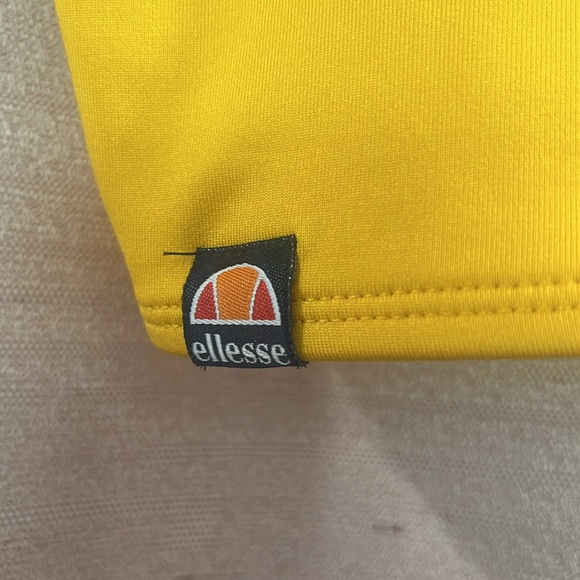 NWOT Ellesse sports bra - Picture 2 of 6